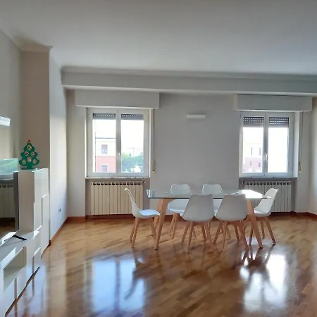Casa La Regina - Moderno A Centro Apartment Pescara